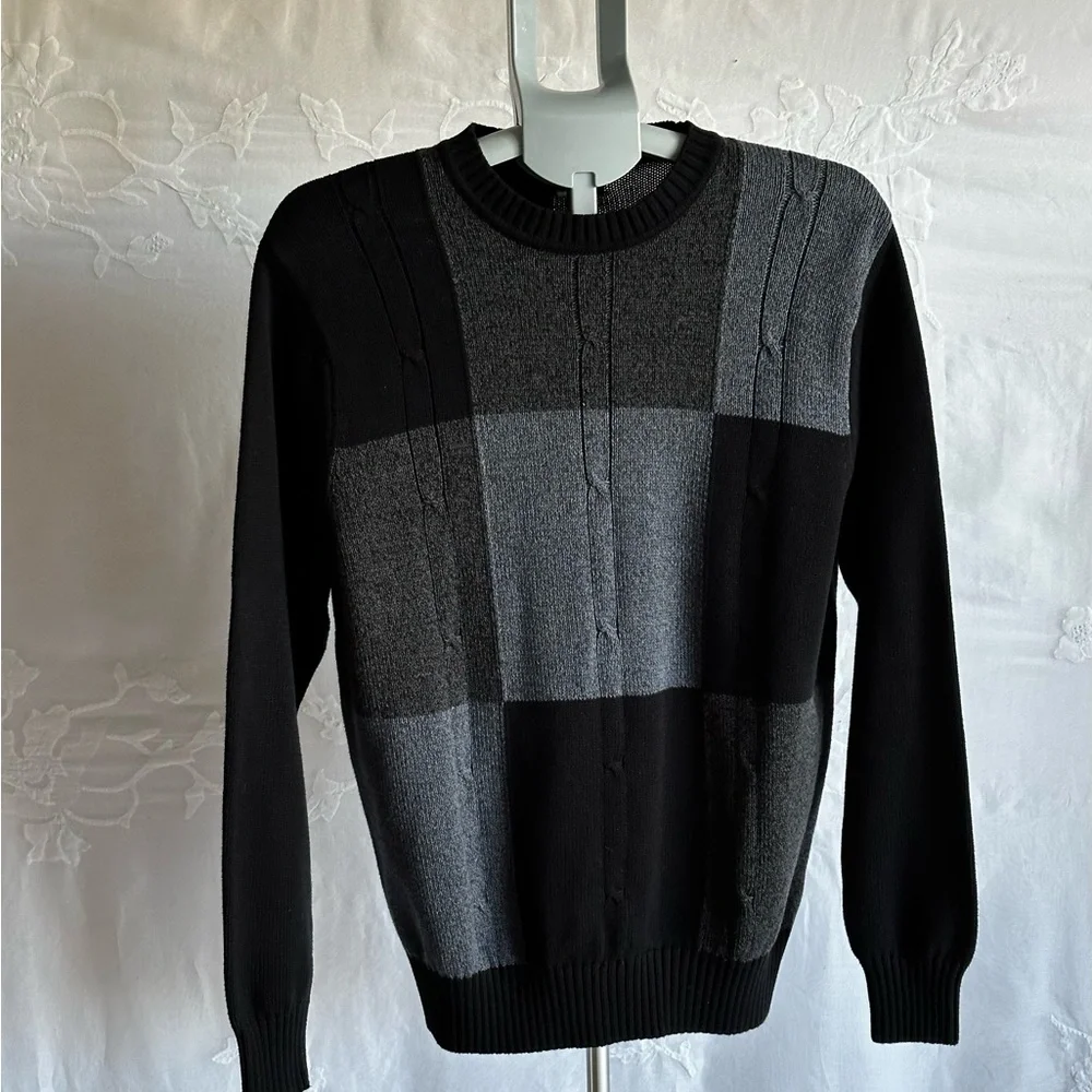 Dockers Men's Charcoal, Black & Grey Monochrome Plaid Pullover Sweater,Retro Sty